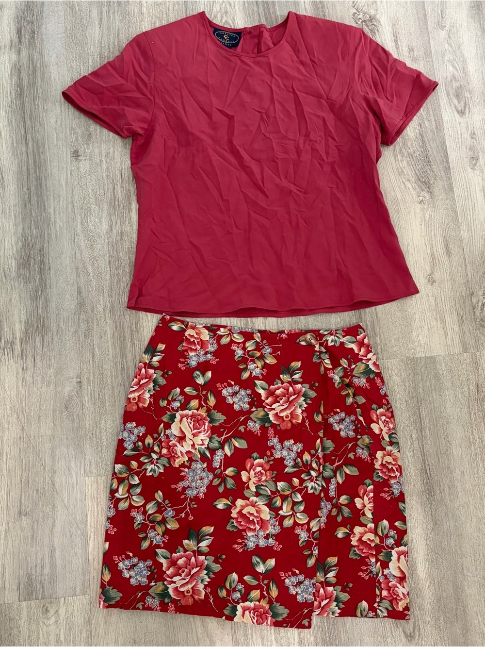Vtg Chelsea Campbell Petite Set Silk Shirt Womens Skirt Womens Red Floral Size 6